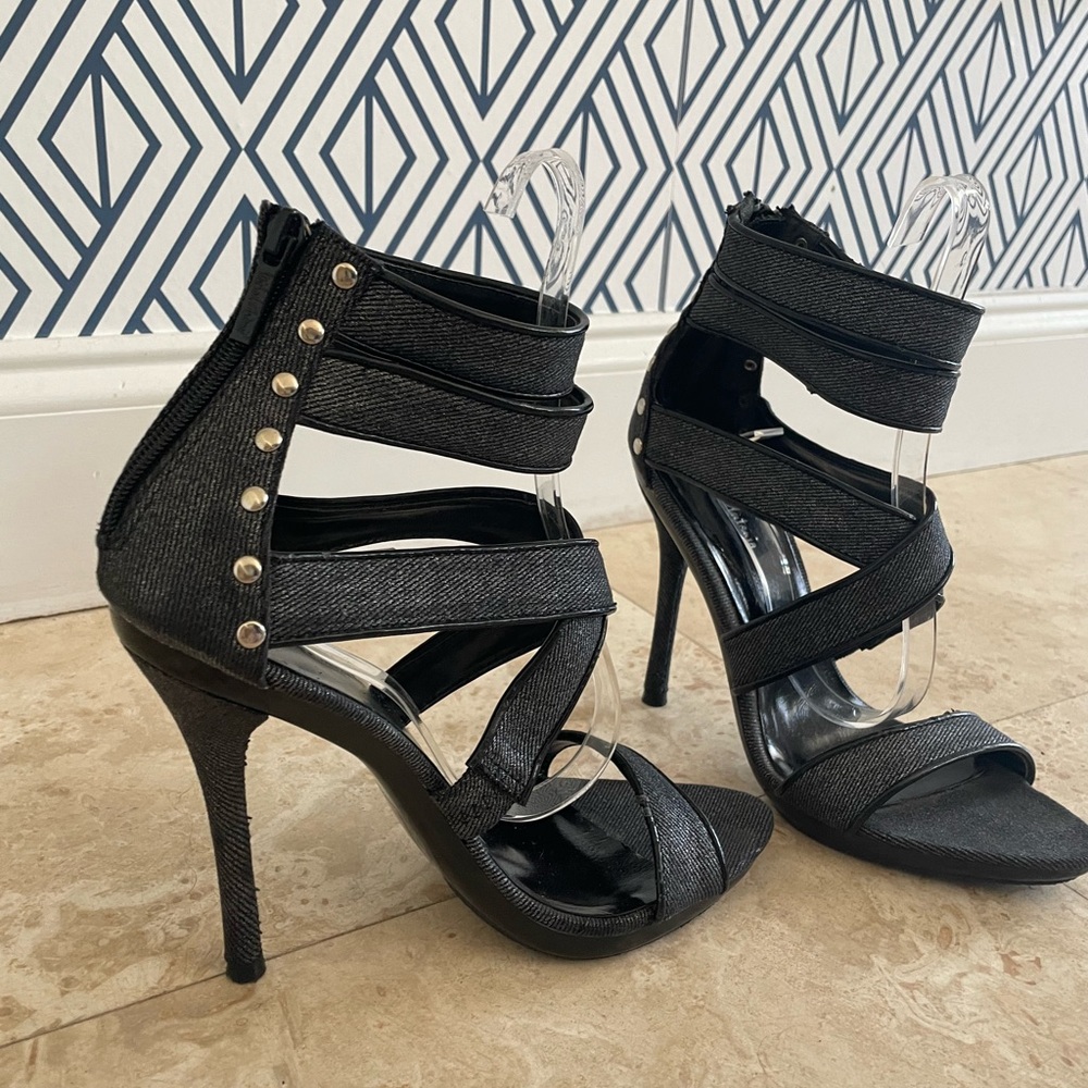Michael Antonio Gray Heels